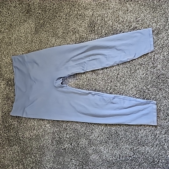 AWESOME VS PINK ACTIVE SEAMLESS RIBBED LEGGINGS - Picture 8 of 14